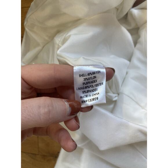 Superdown Gianna Sweathart Split Gown White Maxi Formal Holiday Black Tie Medium - Picture 12 of 14